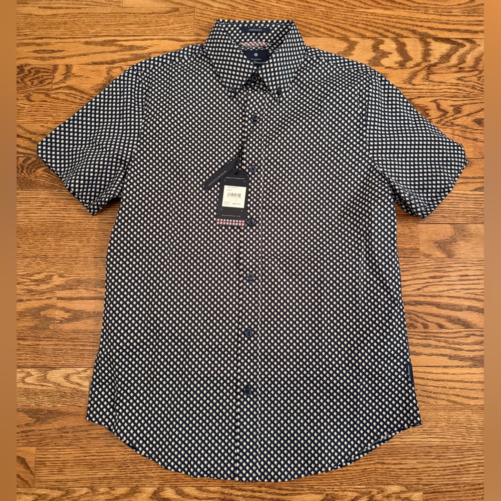 NWT Ben Sherman button down navy diamond pattern short sleeve shirt Small